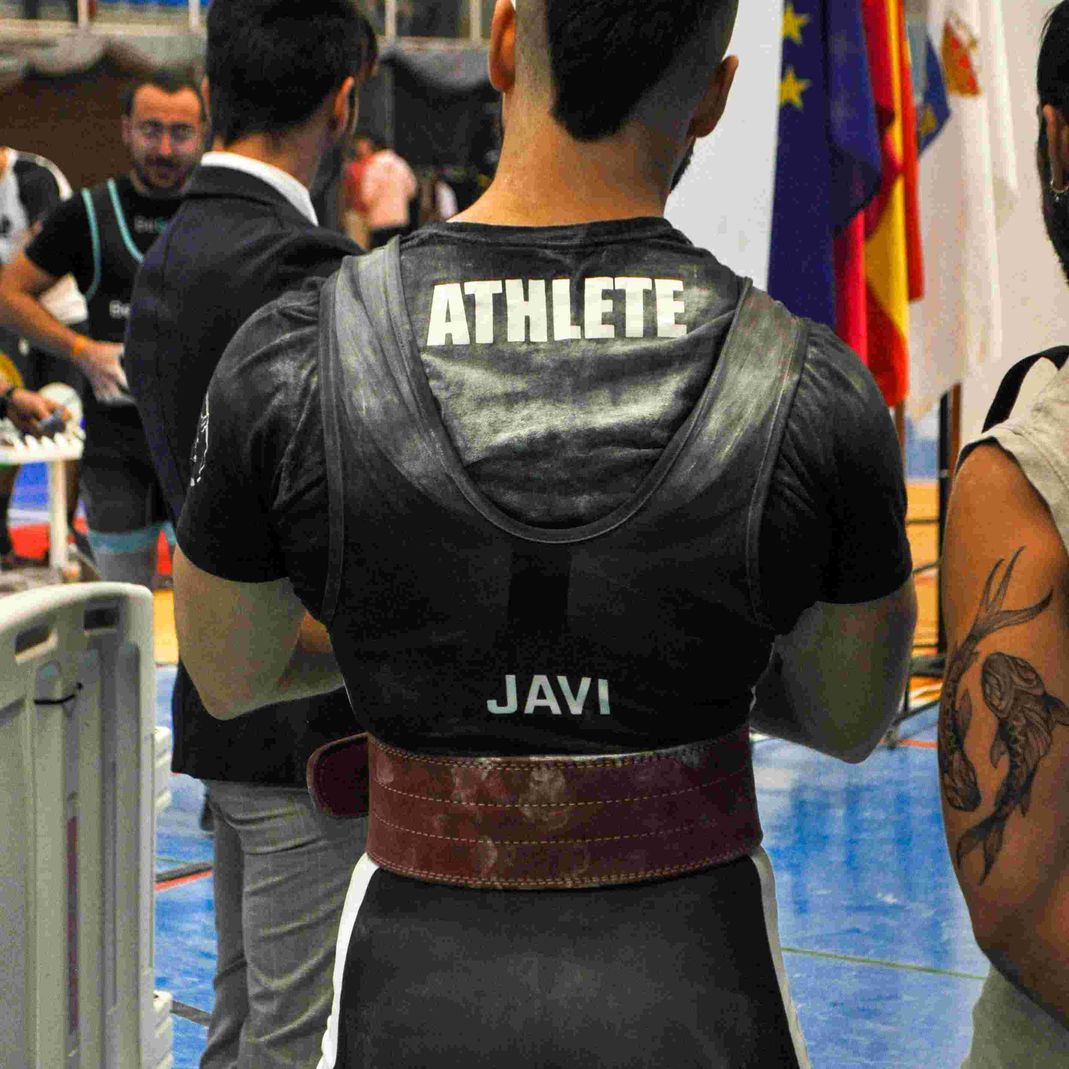 Javi, entrenador de power lifting